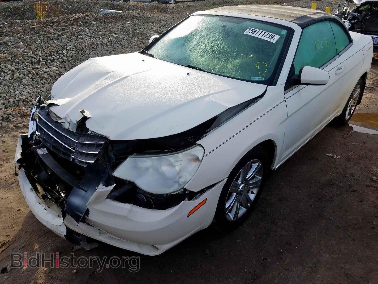 2010 CHRYSLER SEBRING - VIN: 1C3BC5ED0AN157710 - Фото 2