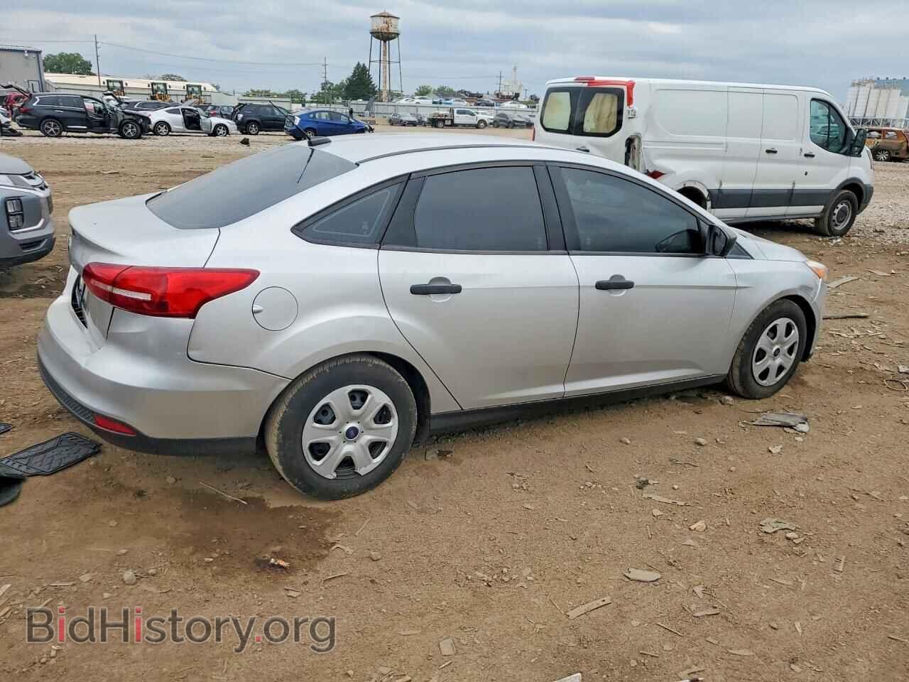 2017 FORD FOCUS - VIN: 1FADP3E2XHL234879 - Фото 3