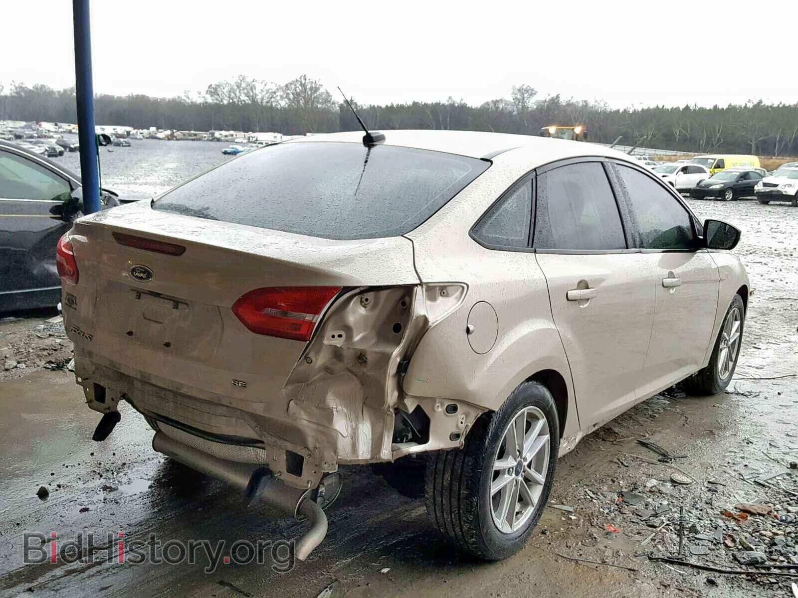 2017 FORD FOCUS - VIN: 1FADP3F26HL322200 - Photo 4