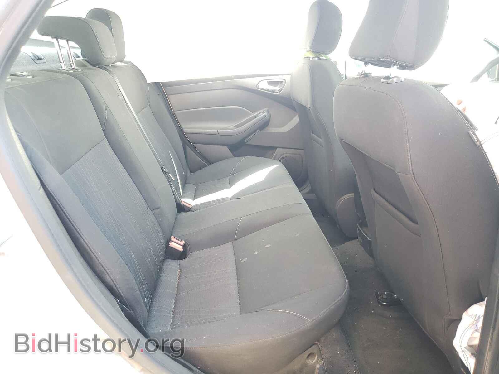 2016 FORD FOCUS - VIN: 1FADP3F29GL306202 - Photo 6