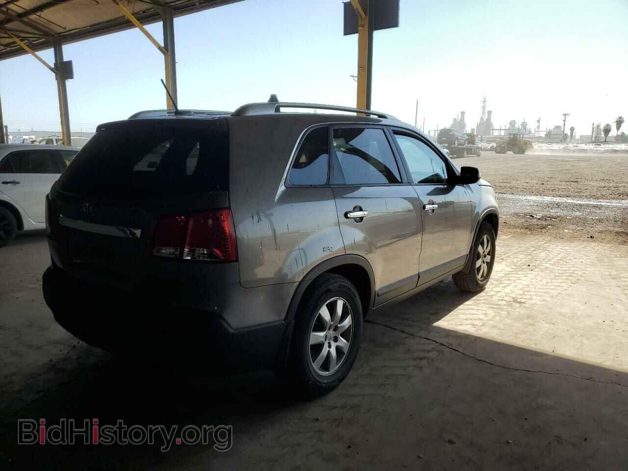 2013 KIA SORENTO - VIN: 5XYKT3A67DG324051 - Фото 3