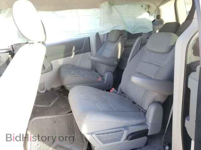 2008 CHRYSLER MINIVAN - VIN: 2A8HR44H58R743733 - Фото 6