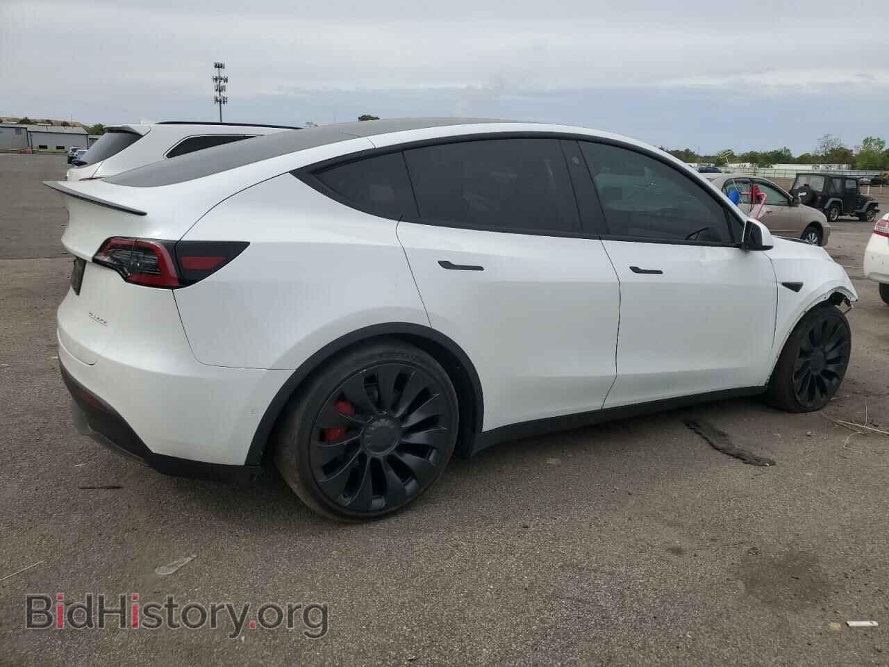 2022 TESLA MODEL Y - VIN: 7SAYGDEF3NF523706 - Фото 3