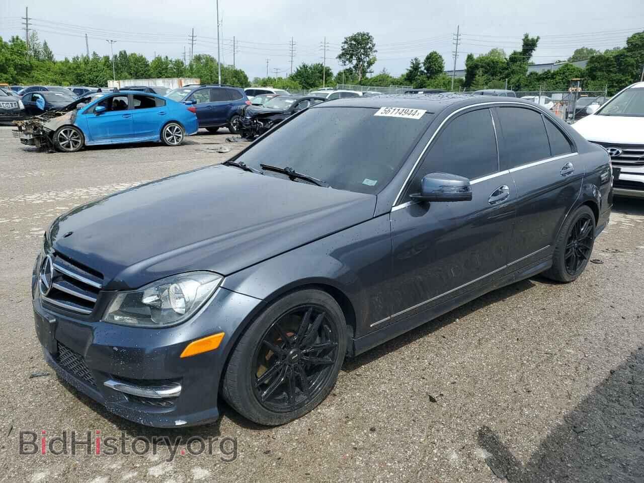 Photo WDDGF8AB5DR267640 - MERCEDES-BENZ C-CLASS 2013