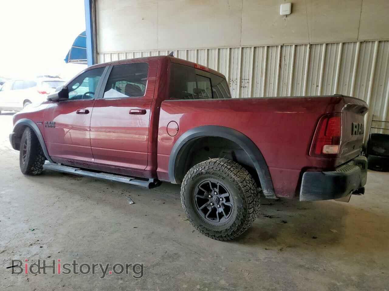 2018 RAM 1500 - VIN: 1C6RR7YT2JS235937 - Фото 2