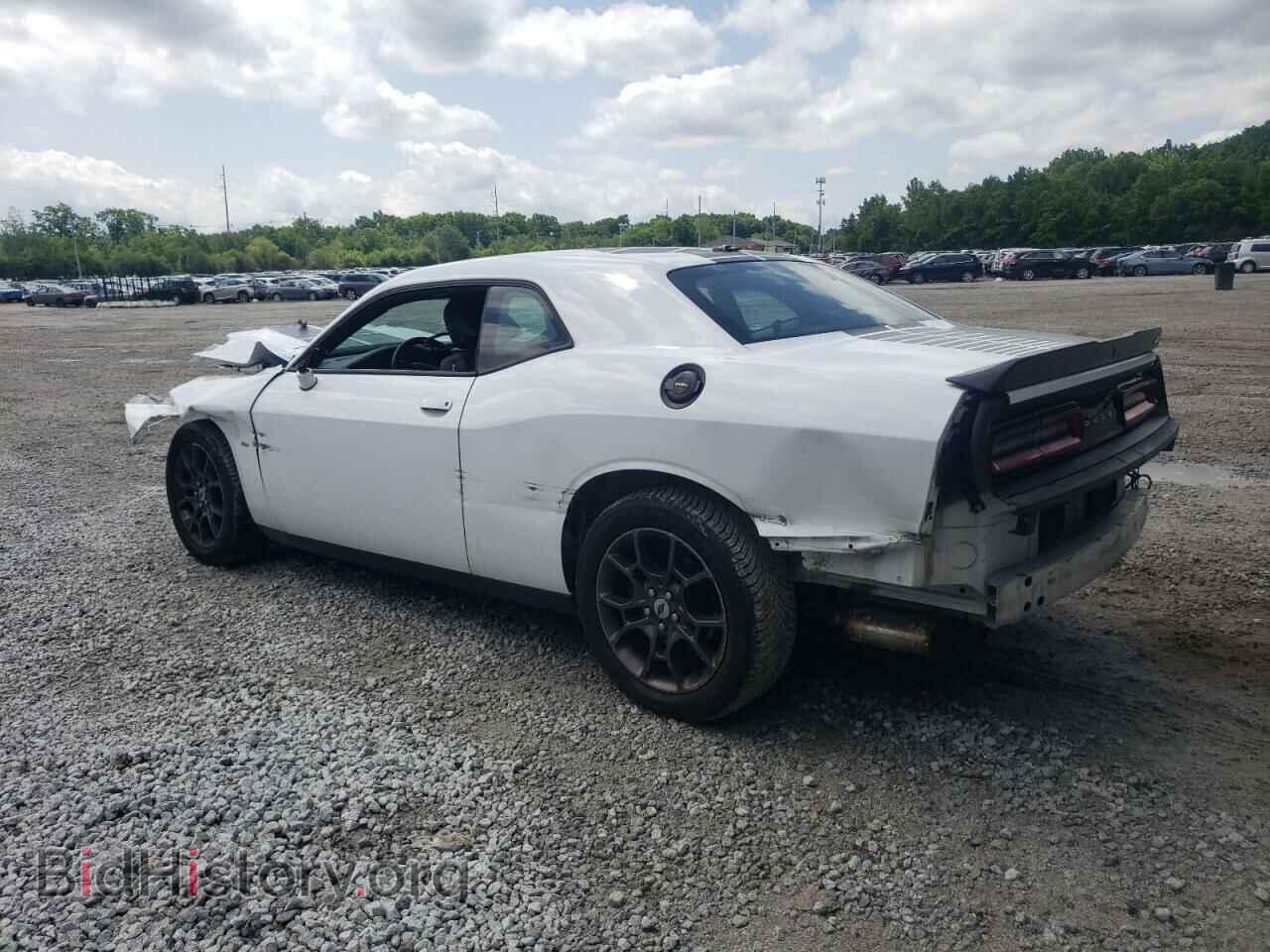2018 DODGE CHALLENGER - VIN: 2C3CDZGG6JH205493 - Photo 2
