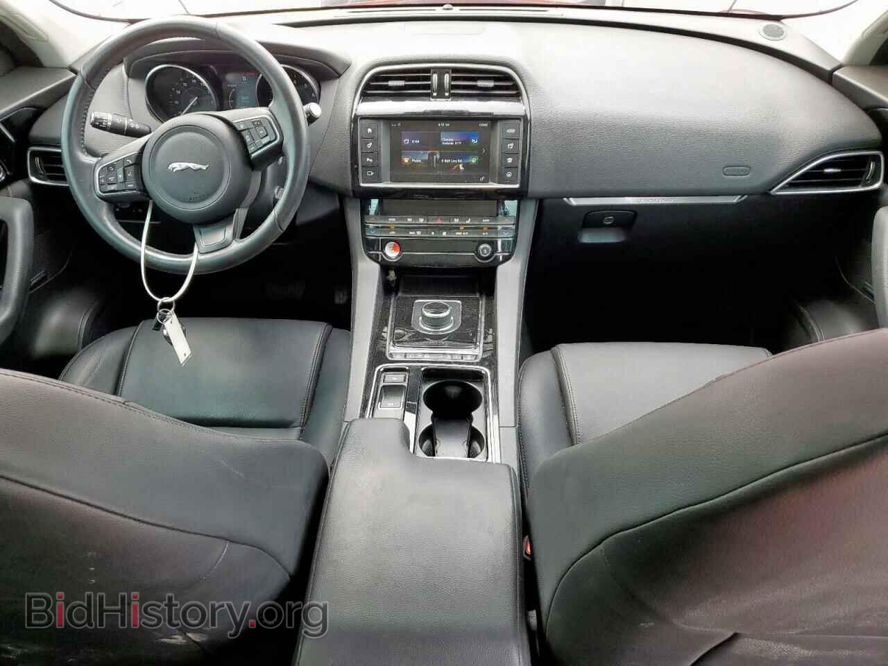 2018 JAGUAR F-PACE - VIN: SADCJ2FX2JA322424 - Фото 8