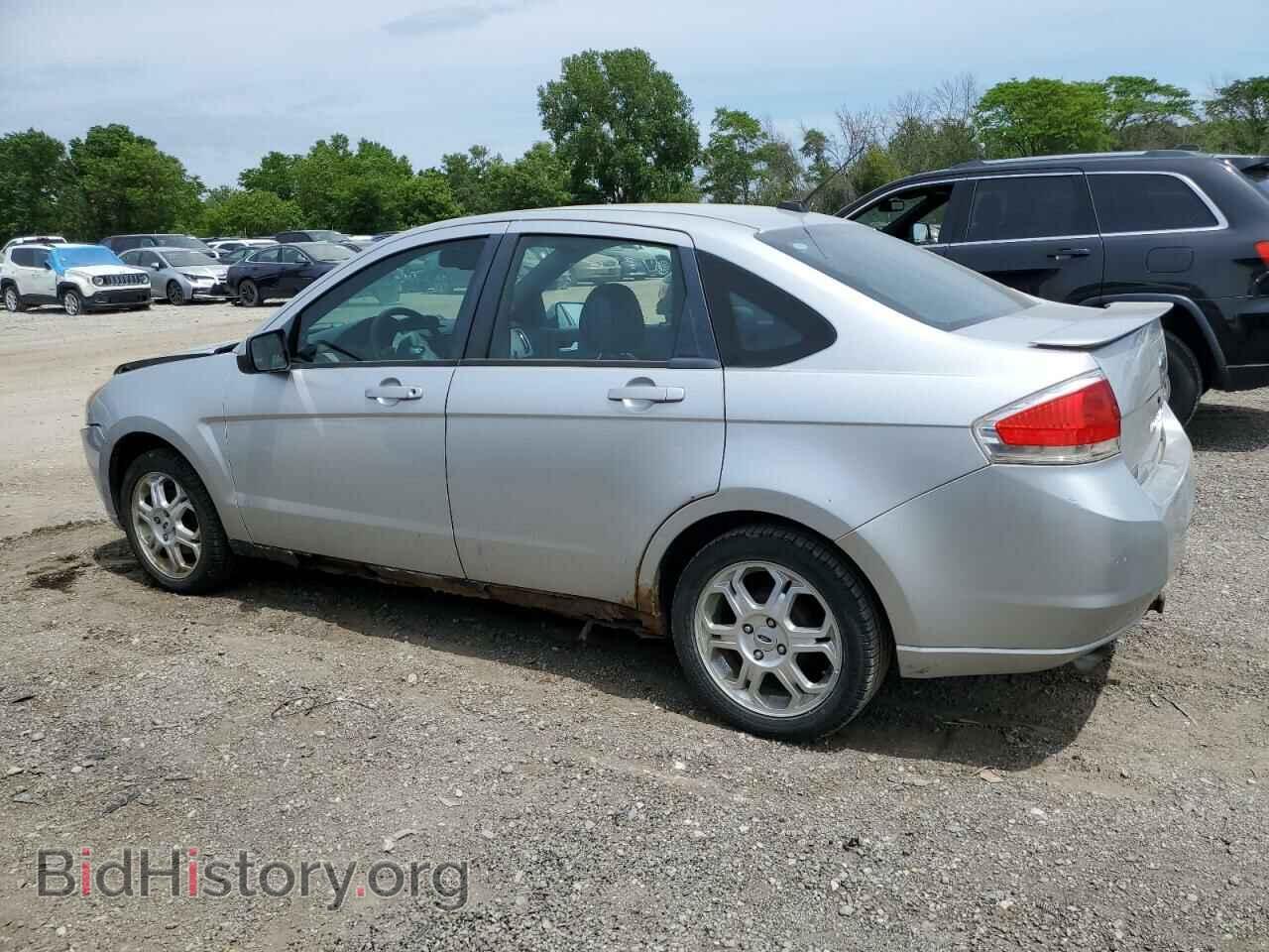 2009 FORD FOCUS - VIN: 1FAHP36N49W255494 - Фото 2