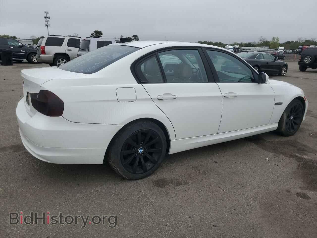 2011 BMW 3 SERIES - VIN: WBAPK5C57BF125510 - Фото 3
