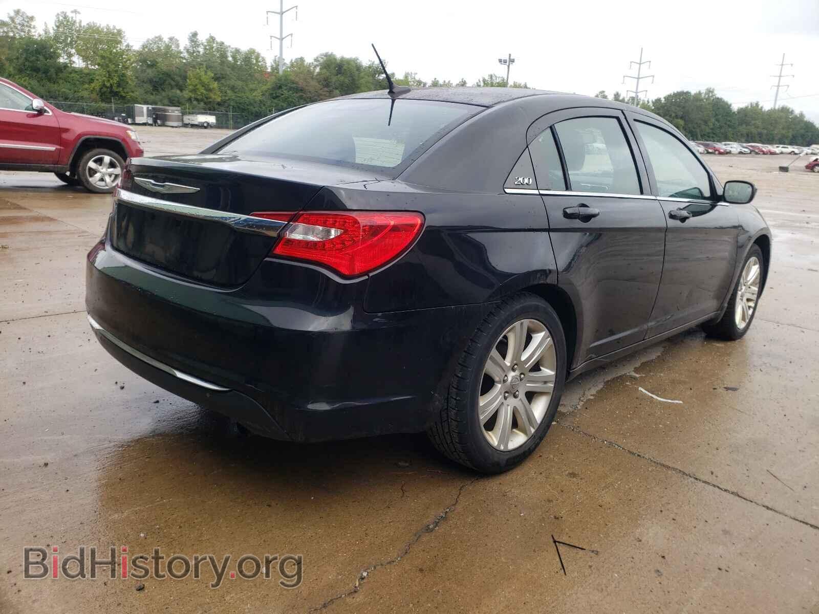2013 CHRYSLER 200 - VIN: 1C3CCBBB3DN550224 - Фото 4