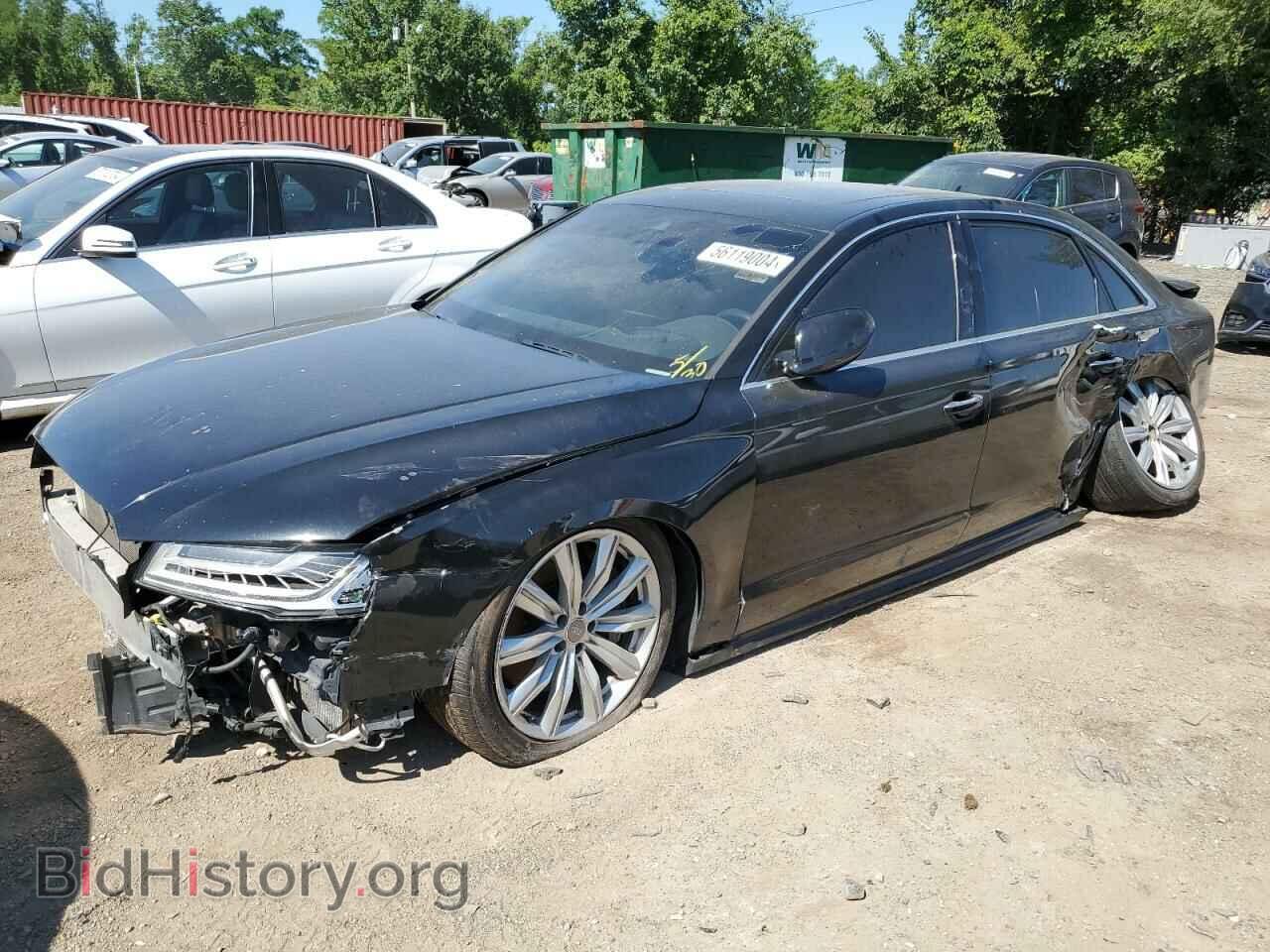 Photo WAU43AFDXHN010572 - AUDI A8 2017