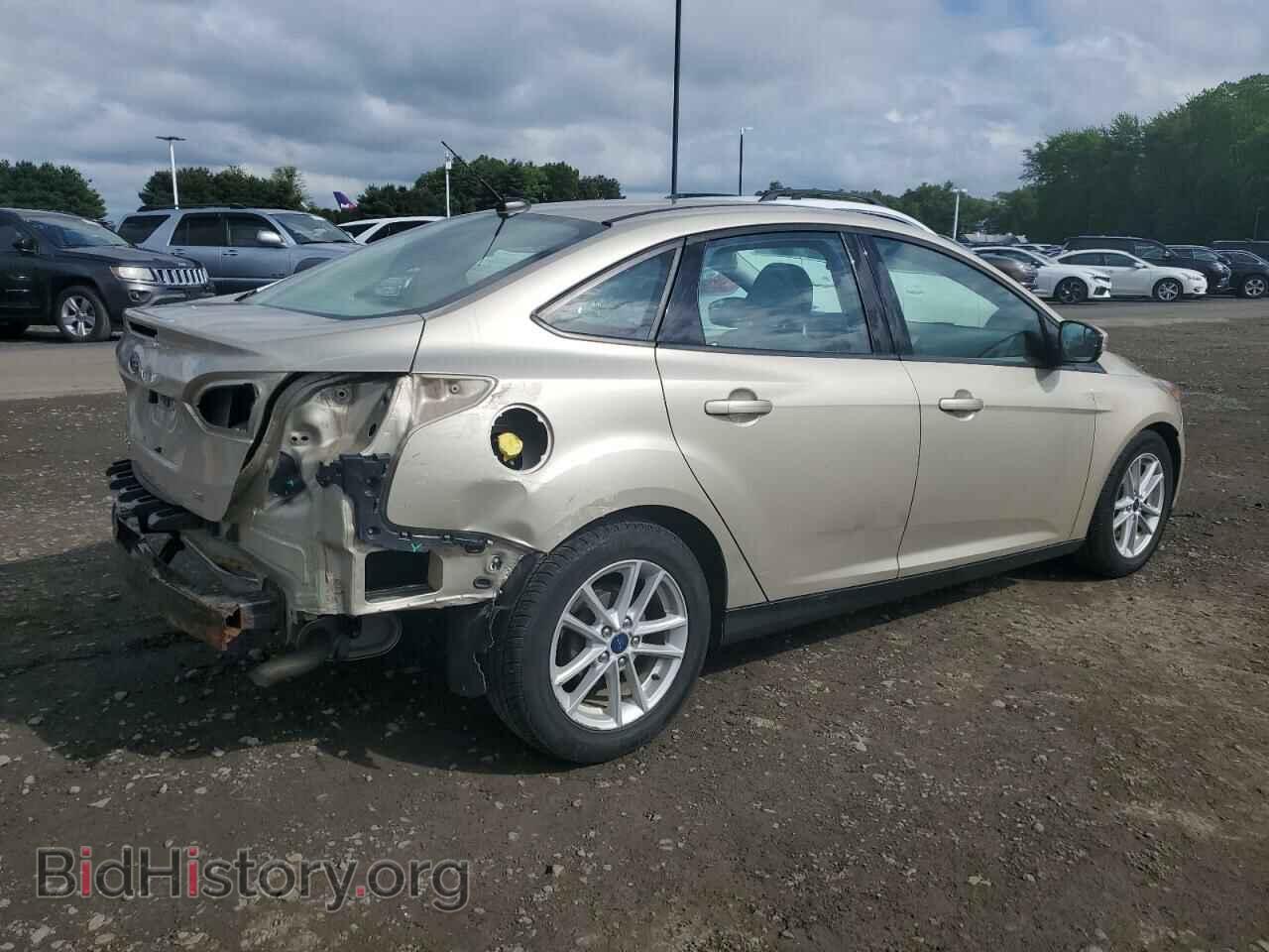 2017 FORD FOCUS - VIN: 1FADP3F2XHL335127 - Фото 3