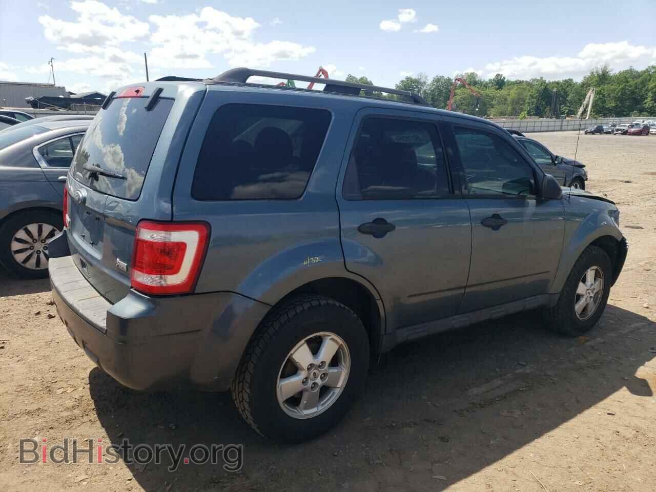 2011 FORD ESCAPE - VIN: 1FMCU9DG0BKA24931 - Фото 3