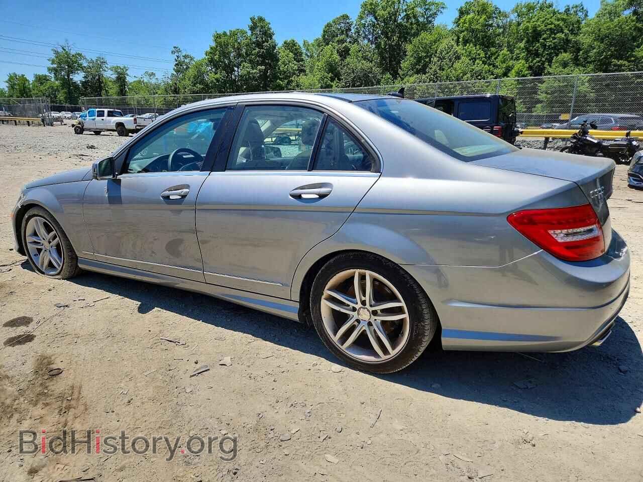 2012 MERCEDES-BENZ C-CLASS - VIN: WDDGF8BB5CA692027 - Фото 2