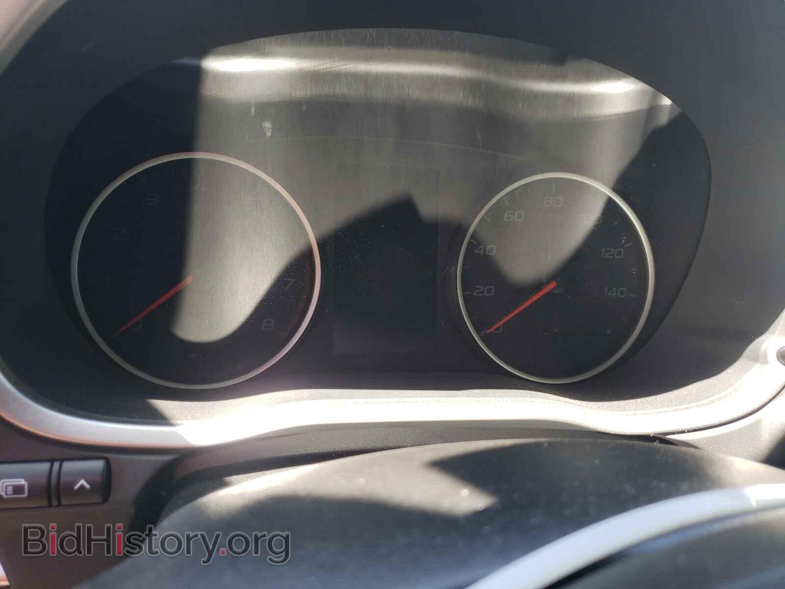 2018 MITSUBISHI ECLIPSE - VIN: JA4AT3AA0JZ062400 - Photo 8