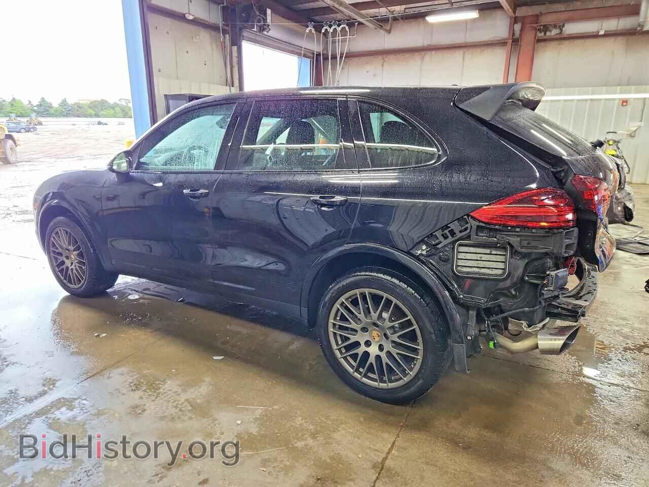 2017 PORSCHE CAYENNE - VIN: WP1AA2A22HKA86648 - Фото 2