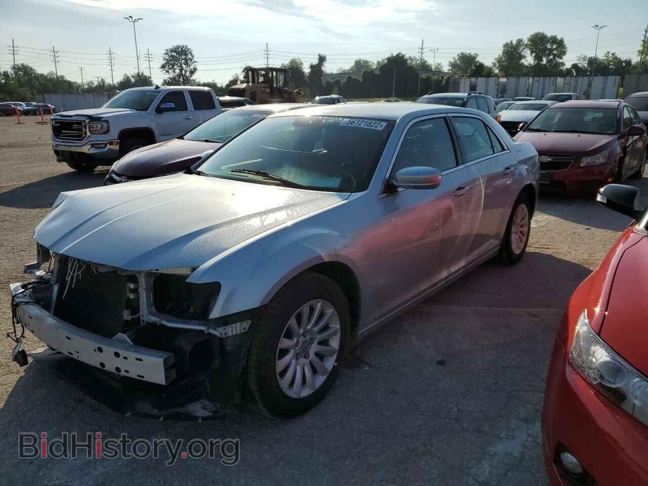 2013 CHRYSLER 300 - VIN: 2C3CCAAG3DH722915 - Фото 2