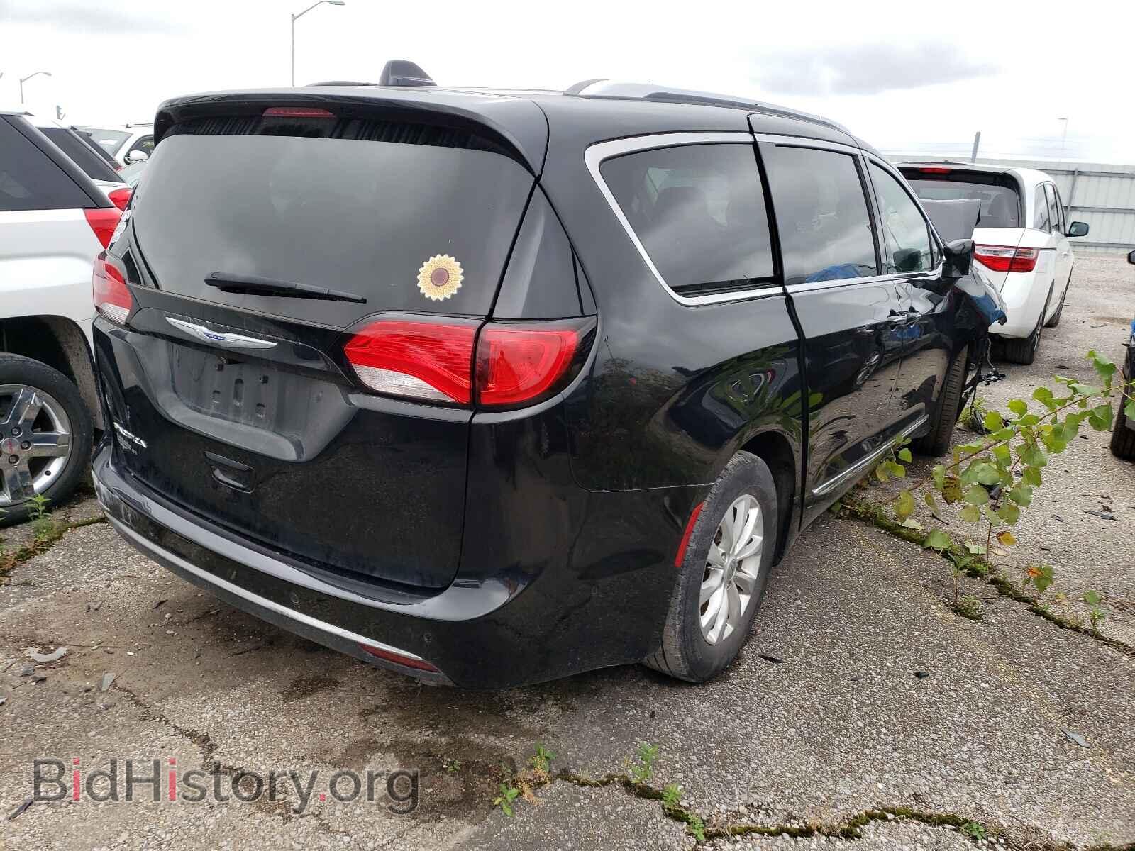 2018 CHRYSLER PACIFICA - VIN: 2C4RC1BG5JR154452 - Фото 4