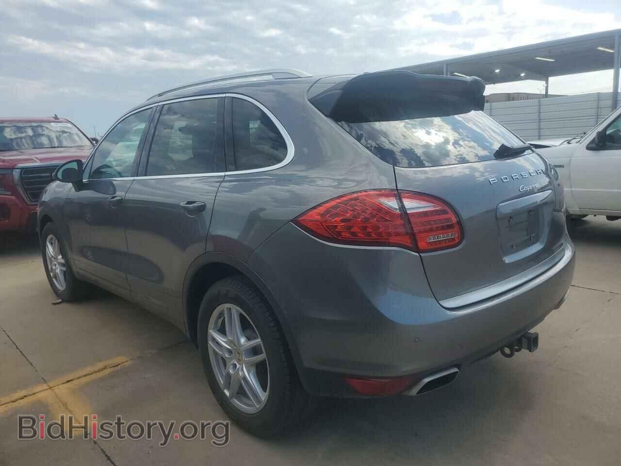 2012 PORSCHE CAYENNE - VIN: WP1AA2A20CLA10073 - Photo 2