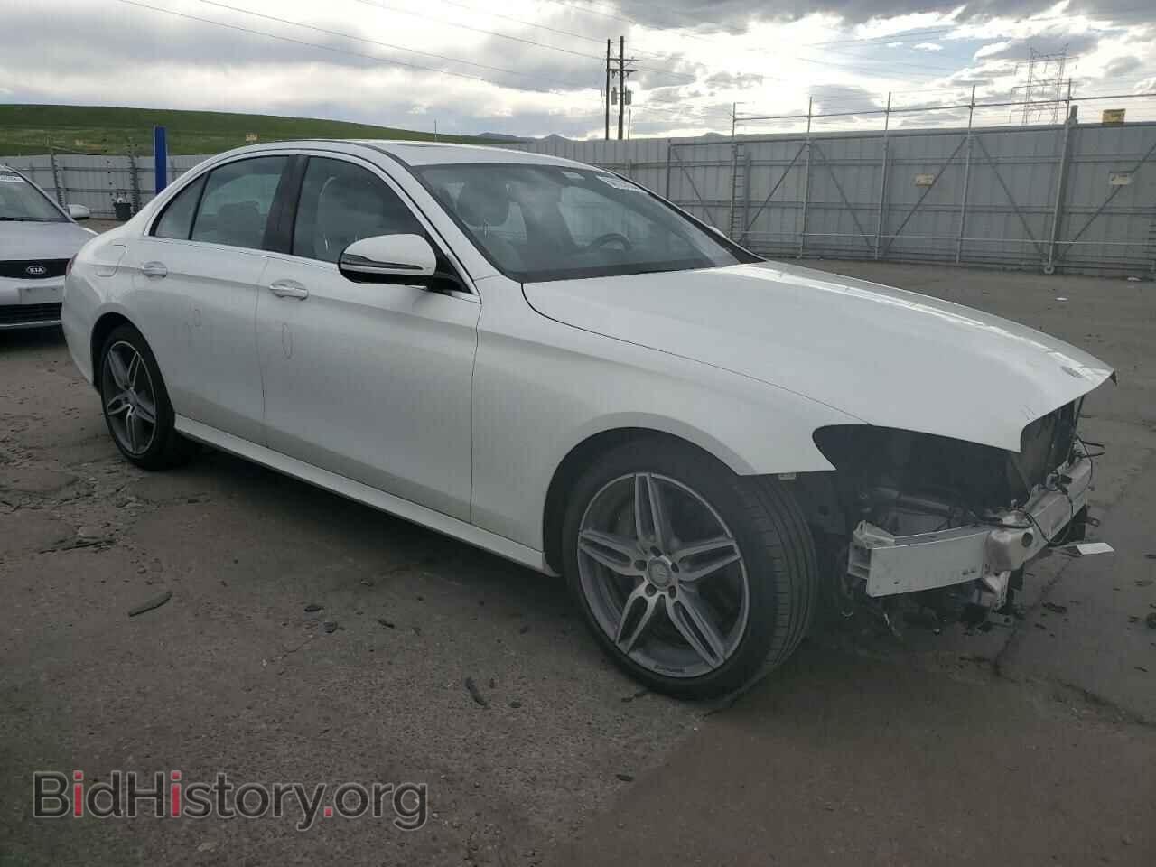2017 MERCEDES-BENZ E-CLASS - VIN: WDDZF4KB4HA038676 - Фото 3
