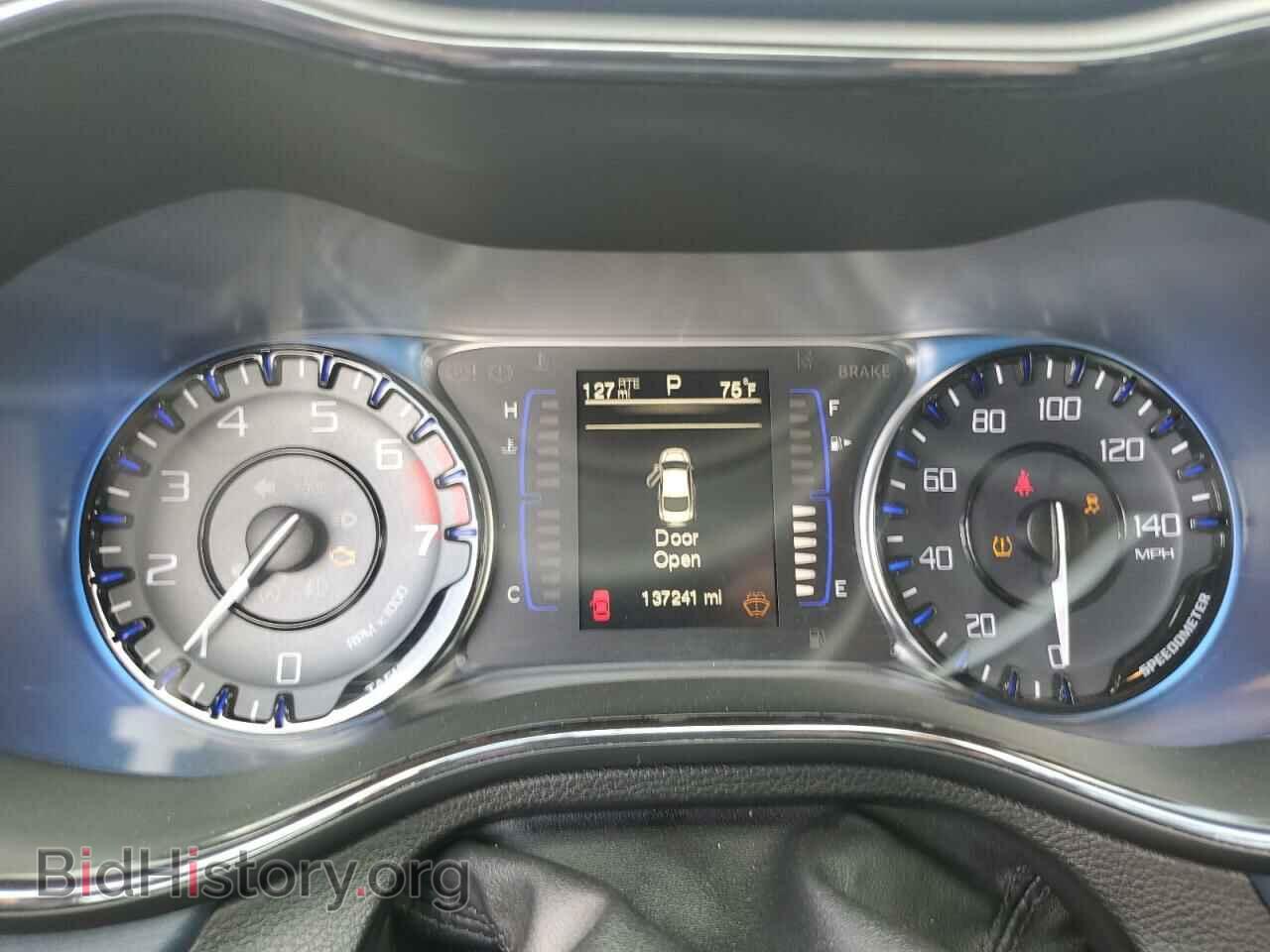 2015 CHRYSLER 200 - VIN: 1C3CCCBB3FN675636 - Фото 9
