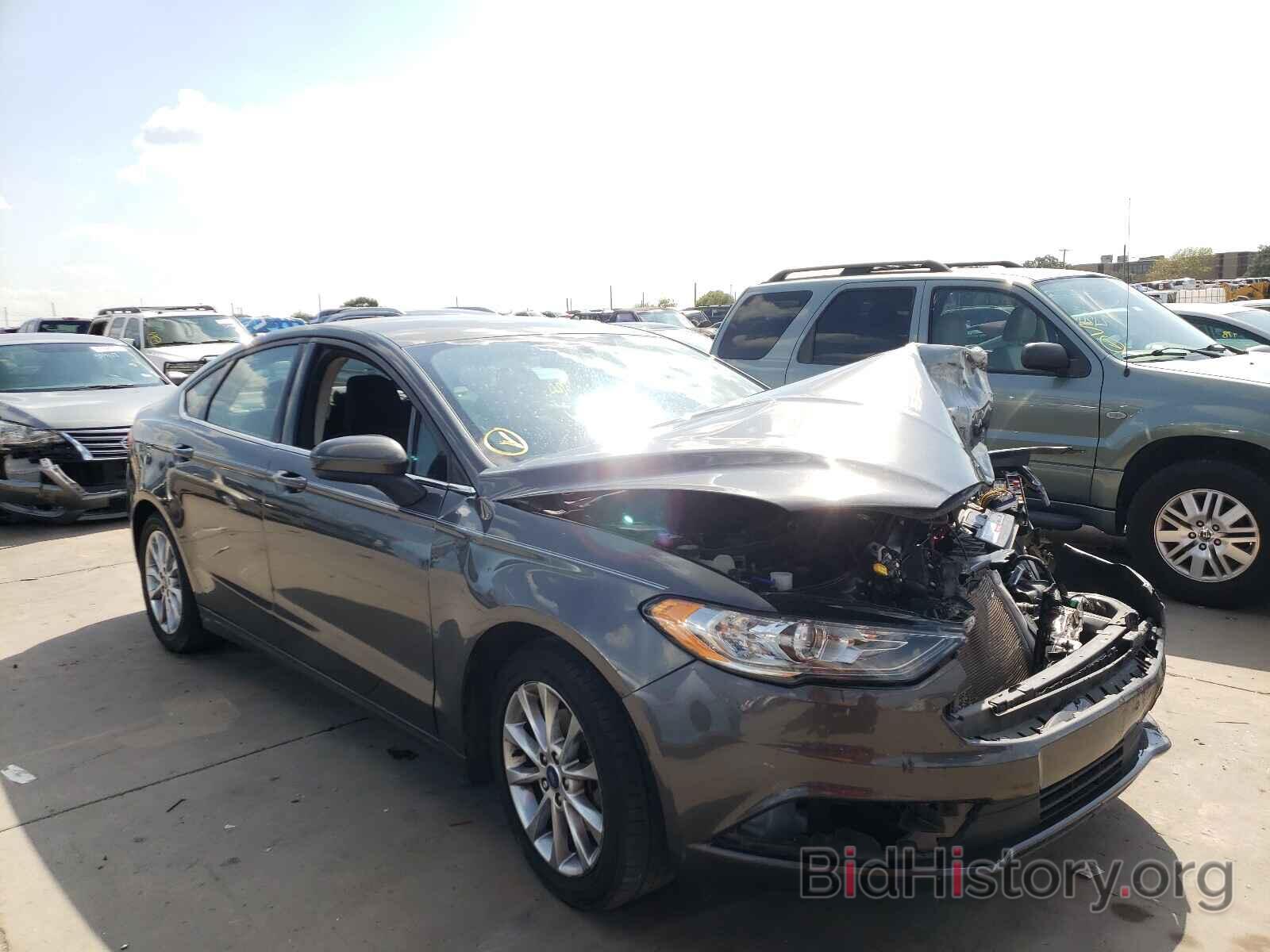 Photo 3FA6P0H72HR393153 - FORD FUSION 2017