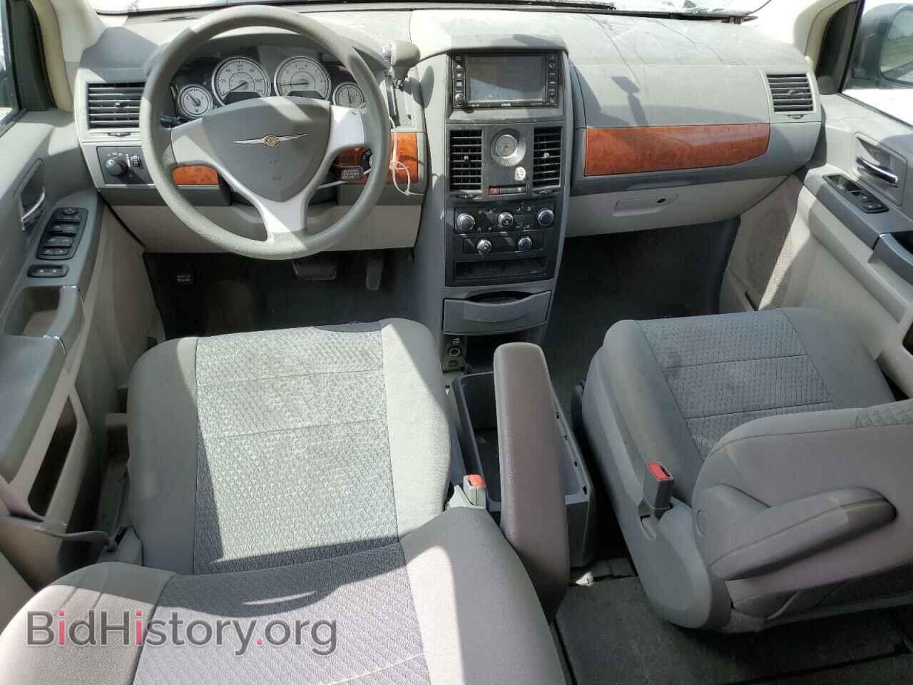 2008 CHRYSLER MINIVAN - VIN: 2A8HR44H98R799576 - Фото 8
