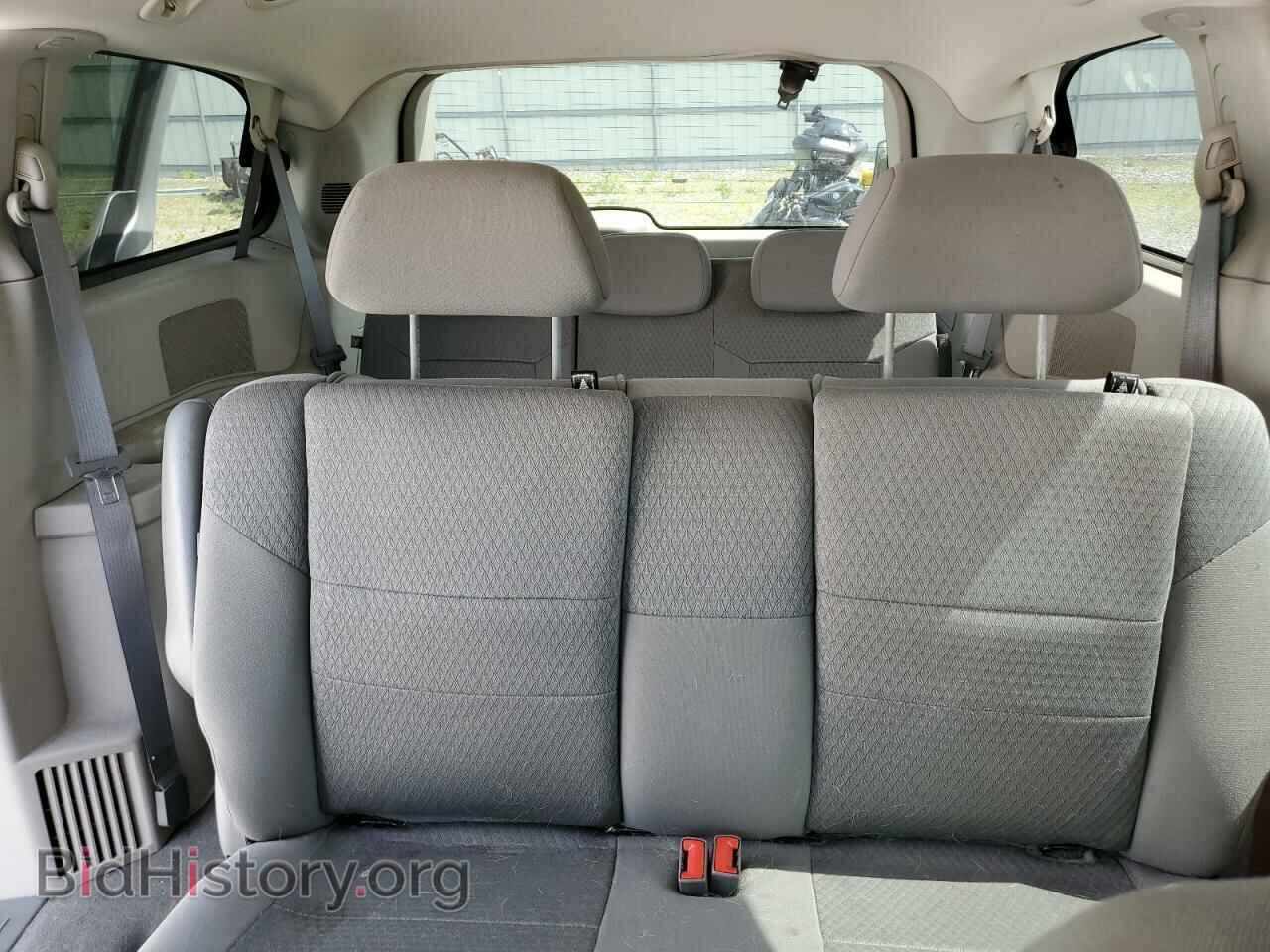 2008 CHRYSLER MINIVAN - VIN: 2A8HR44H98R799576 - Фото 10