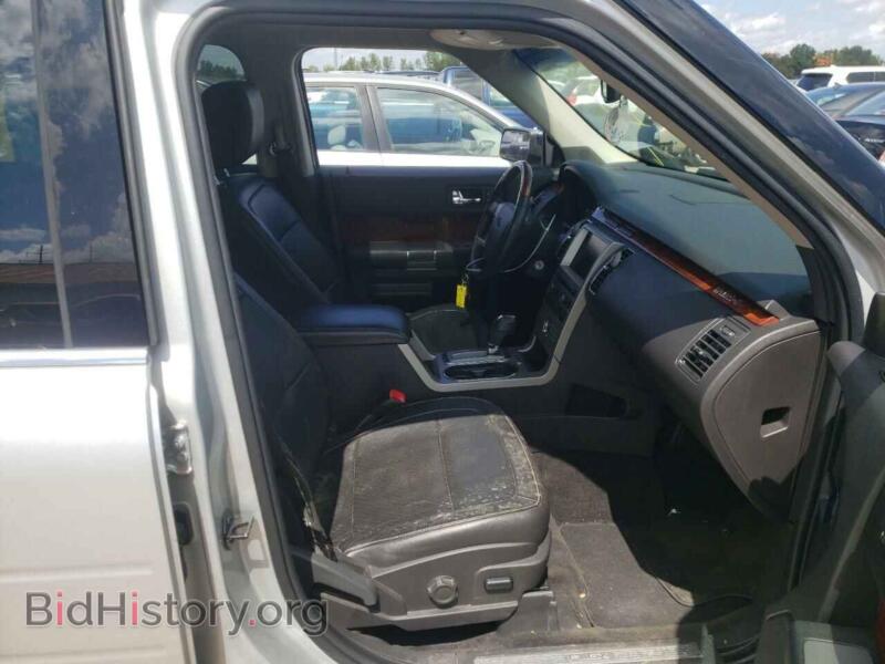 2010 Ford FLEX (VIN 2FMGK5DC4ABA67738) — фото 5 из 10