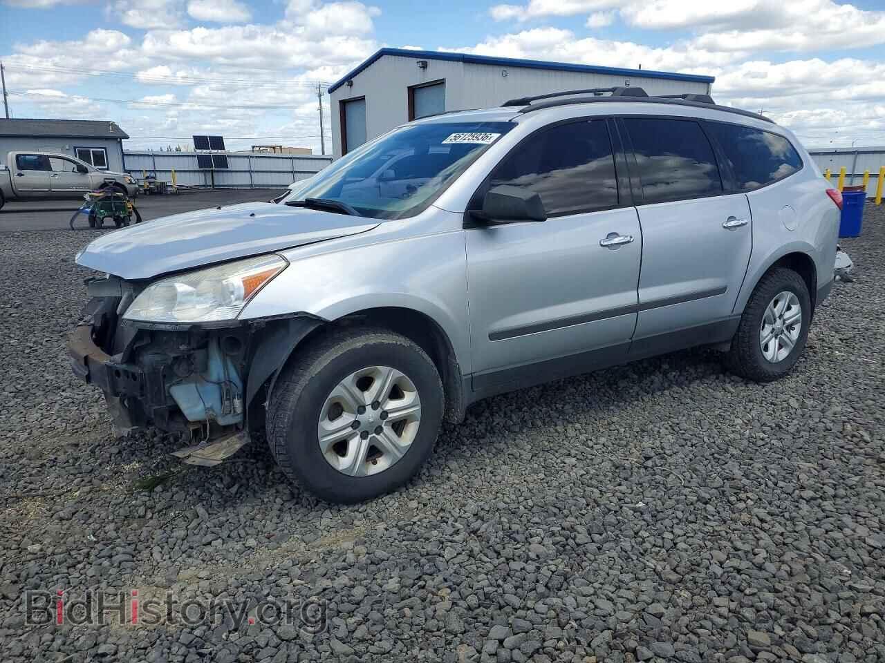 Фотография 1GNKRFED2CJ147035 - CHEVROLET TRAVERSE 2012