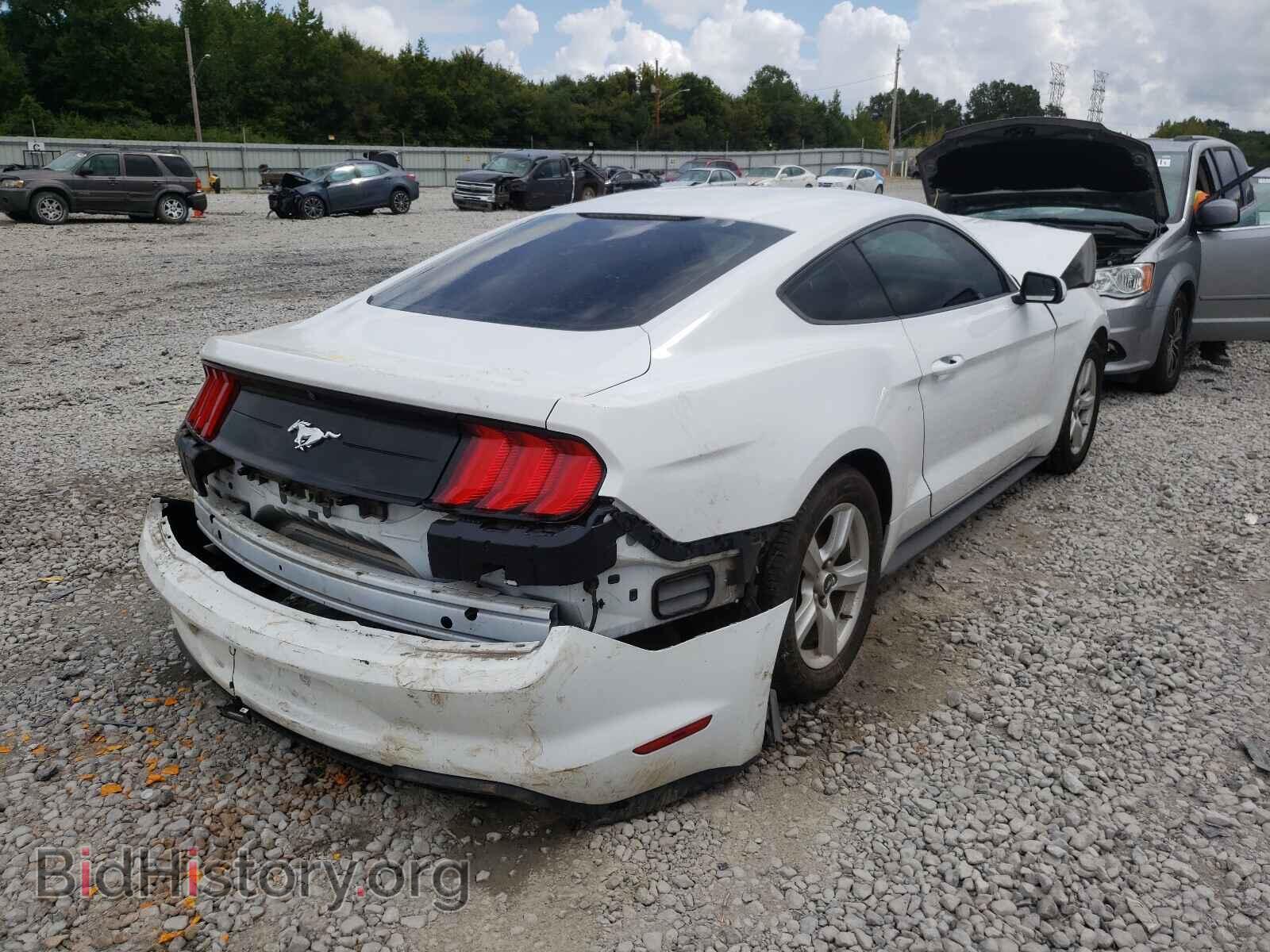 2018 FORD MUSTANG - VIN: 1FA6P8TH9J5121075 - Фото 4