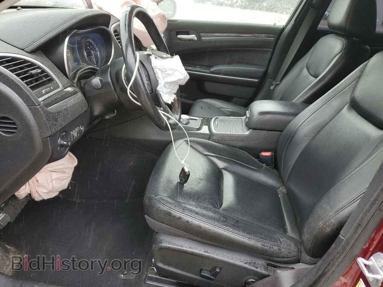 2019 CHRYSLER 300 - VIN: 2C3CCAAG6KH560209 - Фото 7