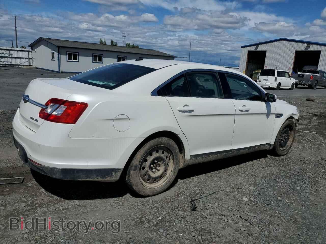 2011 FORD TAURUS - VIN: 1FAHP2HW7BG111762 - Фото 3