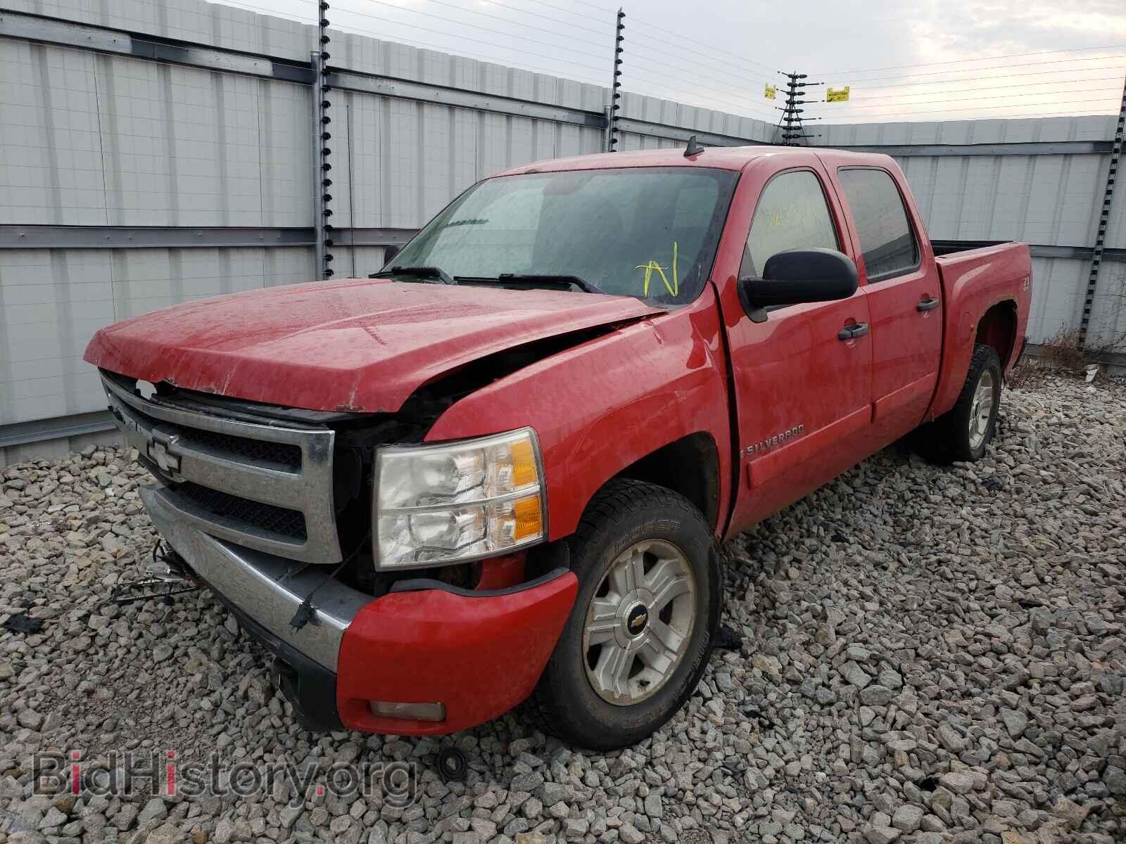 2007 CHEVROLET SILVERADO - VIN: 2GCEK13MX71671890 - Фото 2