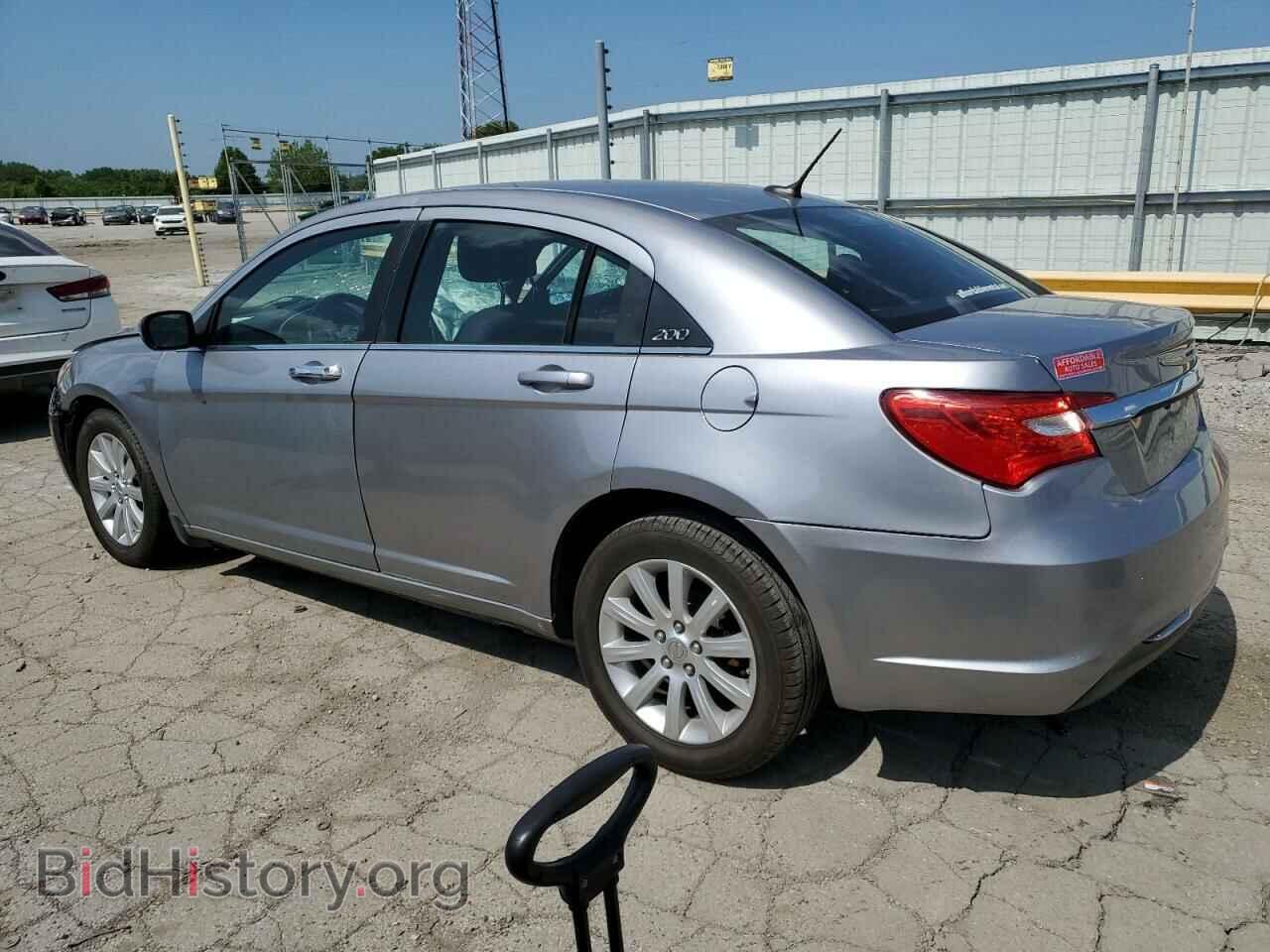 2013 CHRYSLER 200 - VIN: 1C3CCBBB5DN743927 - Фото 2