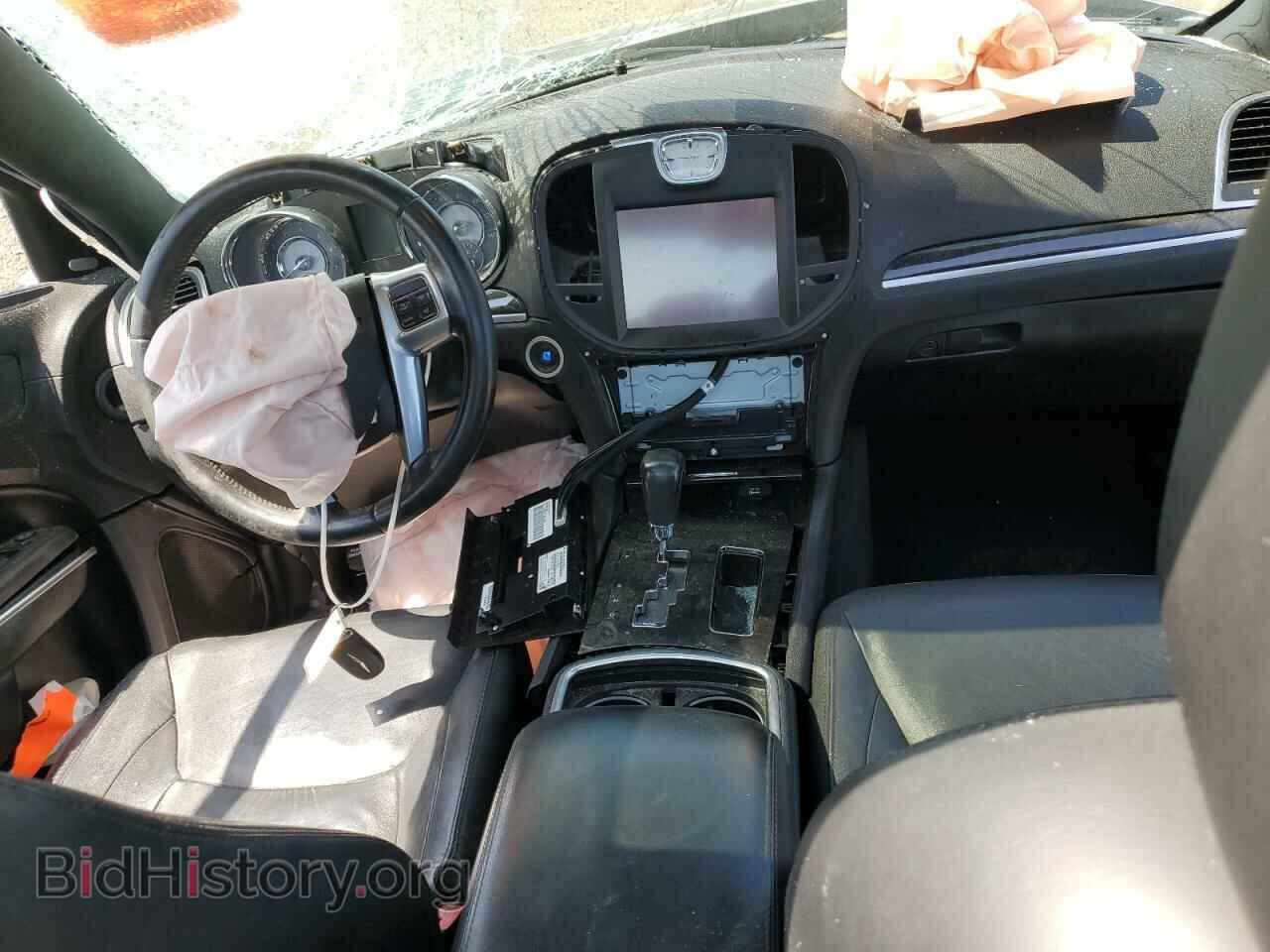 2011 CHRYSLER 300 - VIN: 2C3CA5CG7BH560388 - Фото 8