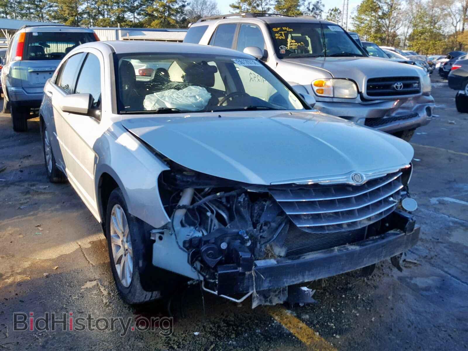 Photo 1C3CC5FD3AN194575 - CHRYSLER SEBRING 2010