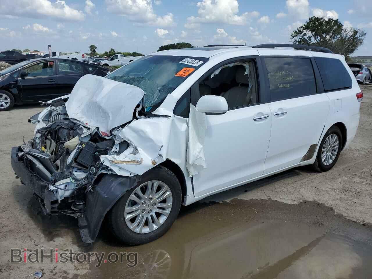 Фотография 5TDYK3DC2BS032628 - TOYOTA All Models 2011