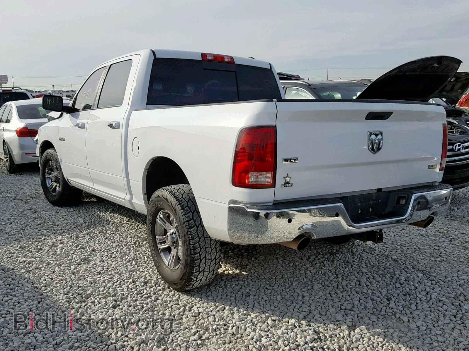 2010 DODGE RAM 1500 - VIN: 1D7RB1CP8AS237928 - Фото 3