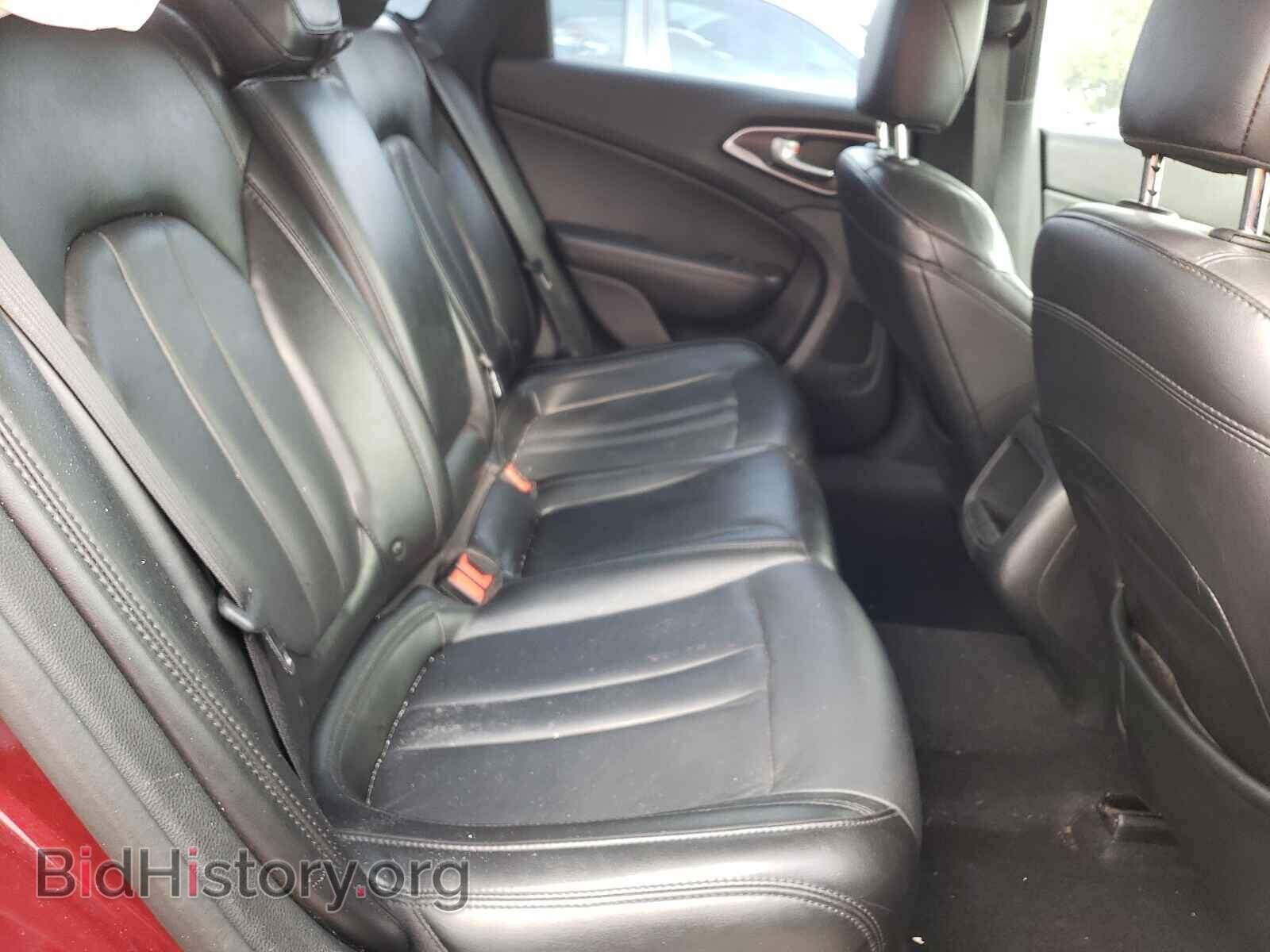 2016 CHRYSLER 200 - VIN: 1C3CCCAB1GN190298 - Фото 6