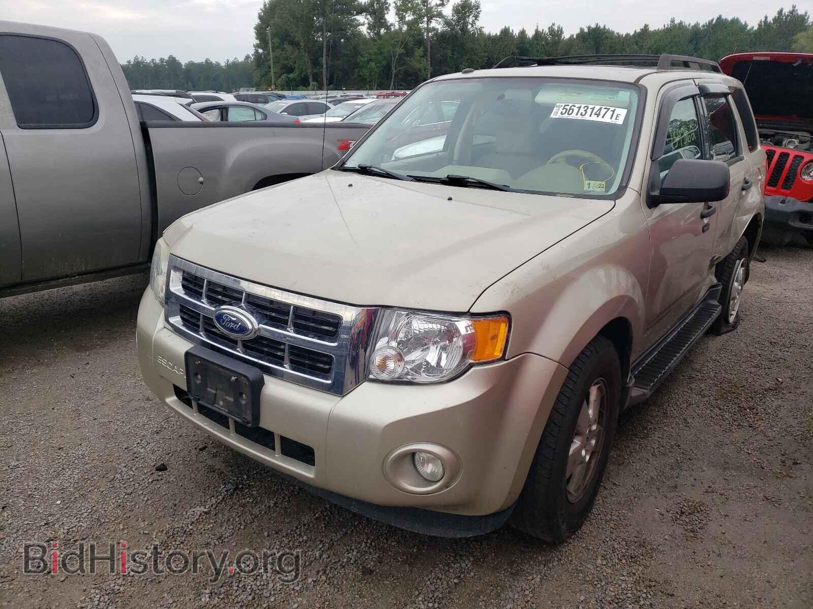 2011 FORD ESCAPE - VIN: 1FMCU0D79BKC40367 - Фото 2