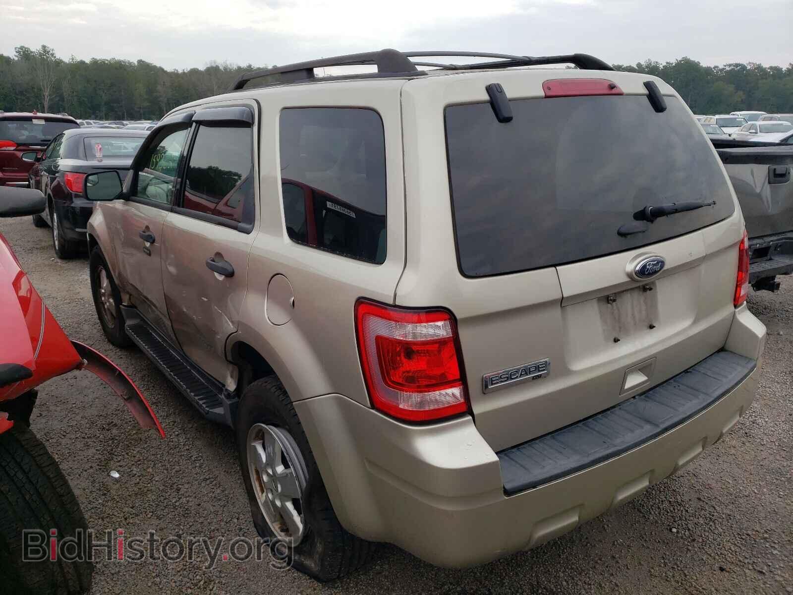 2011 FORD ESCAPE - VIN: 1FMCU0D79BKC40367 - Фото 3