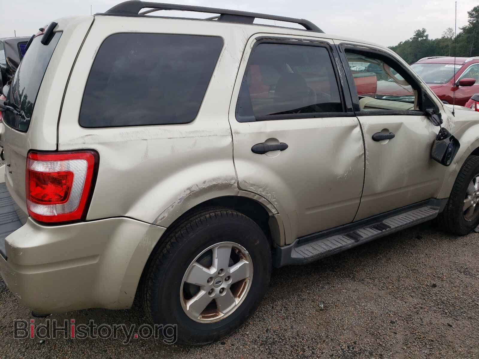 2011 FORD ESCAPE - VIN: 1FMCU0D79BKC40367 - Фото 9