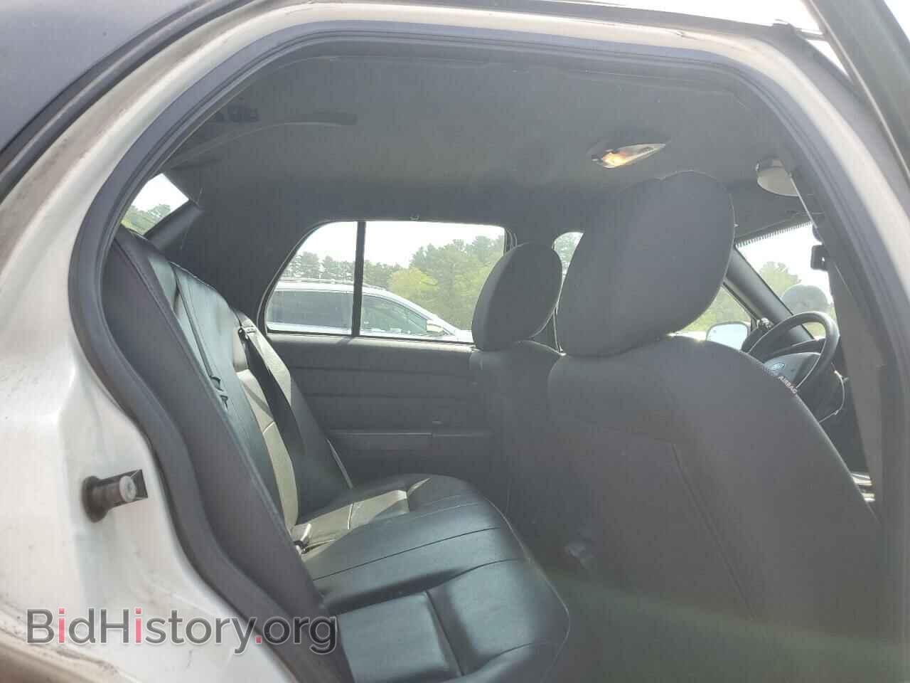 2011 FORD CROWN VIC - VIN: 2FABP7BV7BX104128 - Фото 10