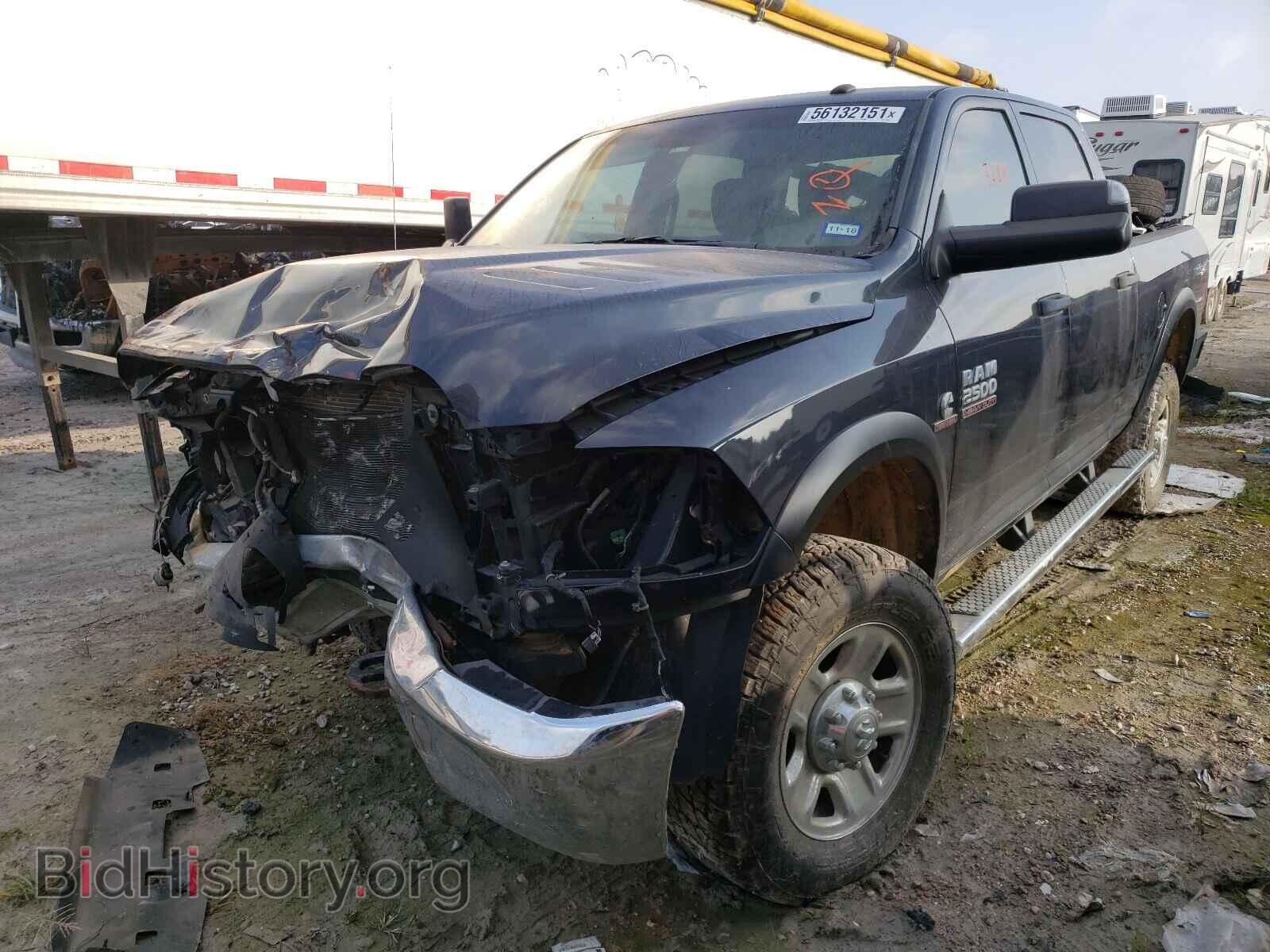 2018 RAM 2500 - VIN: 3C6UR5CL3JG126464 - Фото 2