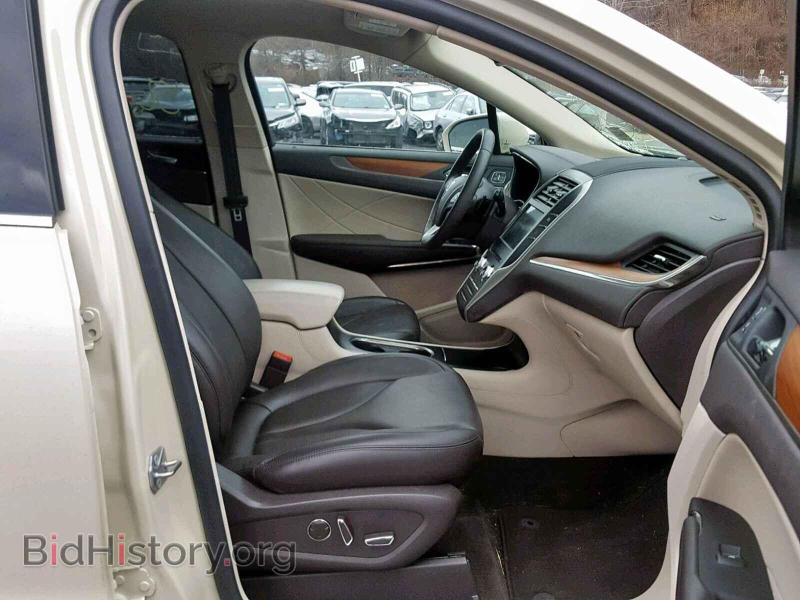2018 LINCOLN MKC SELECT - VIN: 5LMCJ2D98JUL28610 - Photo 5