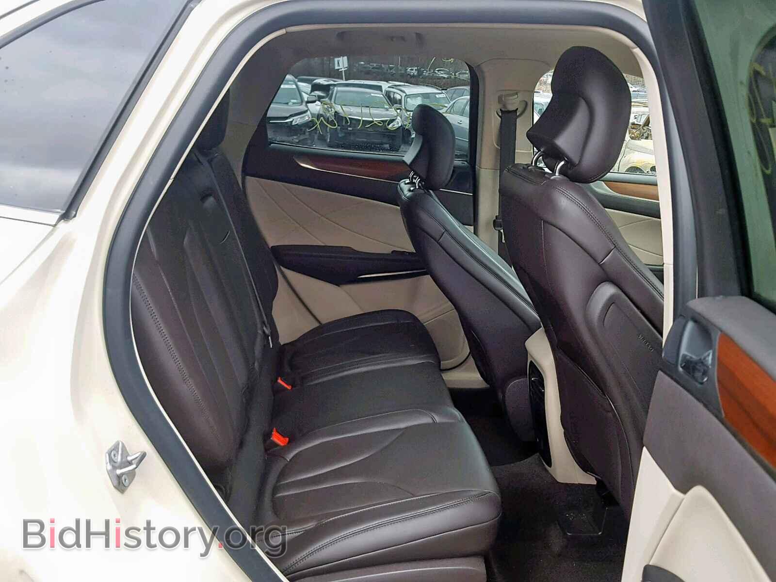 2018 LINCOLN MKC SELECT - VIN: 5LMCJ2D98JUL28610 - Photo 6