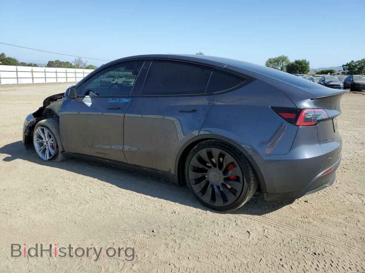 2022 TESLA MODEL Y - VIN: 7SAYGDEFXNF521502 - Фото 2