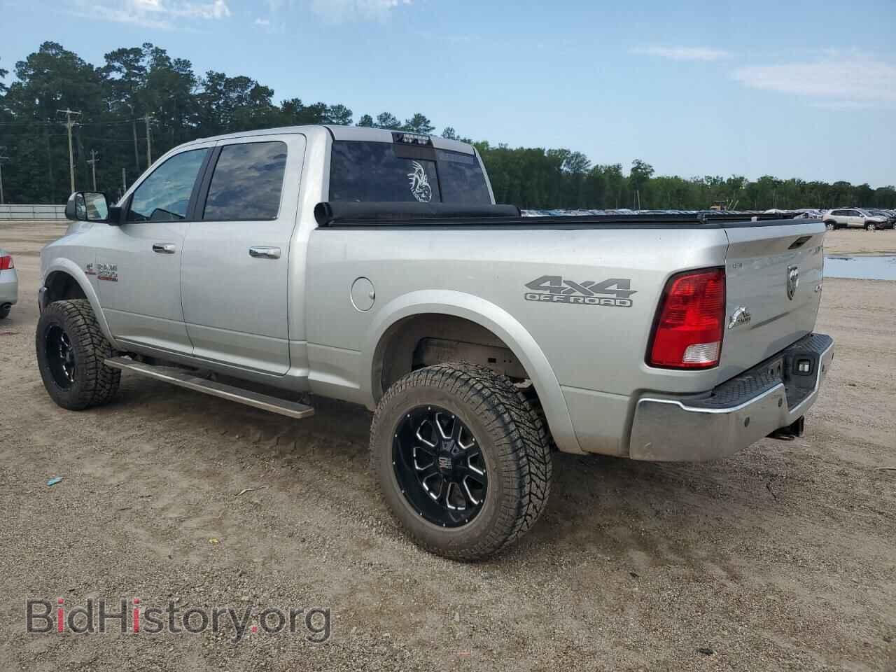 2017 RAM All Models - VIN: 3C6UR5DL4HG578920 - Фото 2
