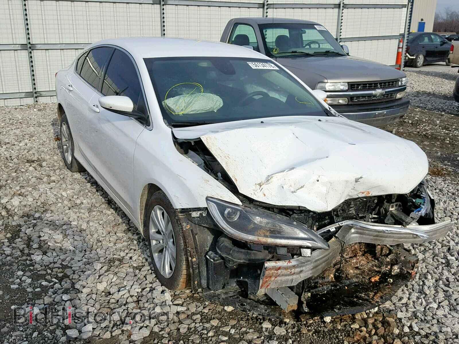 Photo 1C3CCCAB2FN570930 - CHRYSLER 200 2015